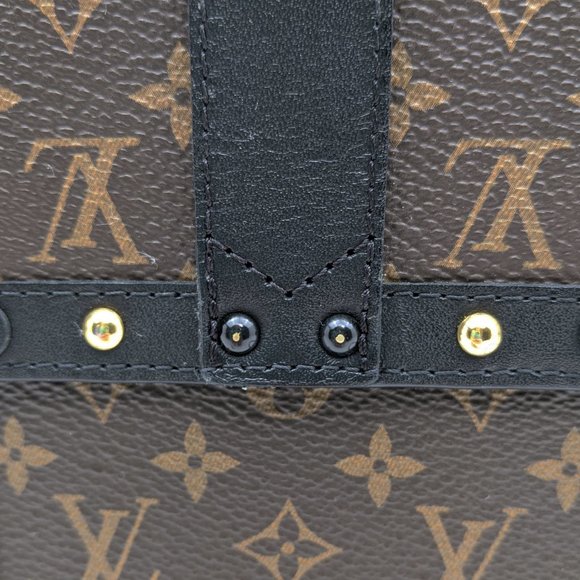 SOLDLouis Vuitton Monogram Trunk Pochette Vertical - Picture 5 of 12